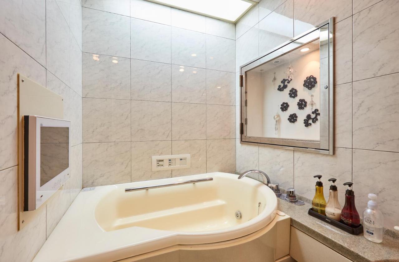 Hotel Christmas (Adults Only) Inazawa المظهر الخارجي الصورة