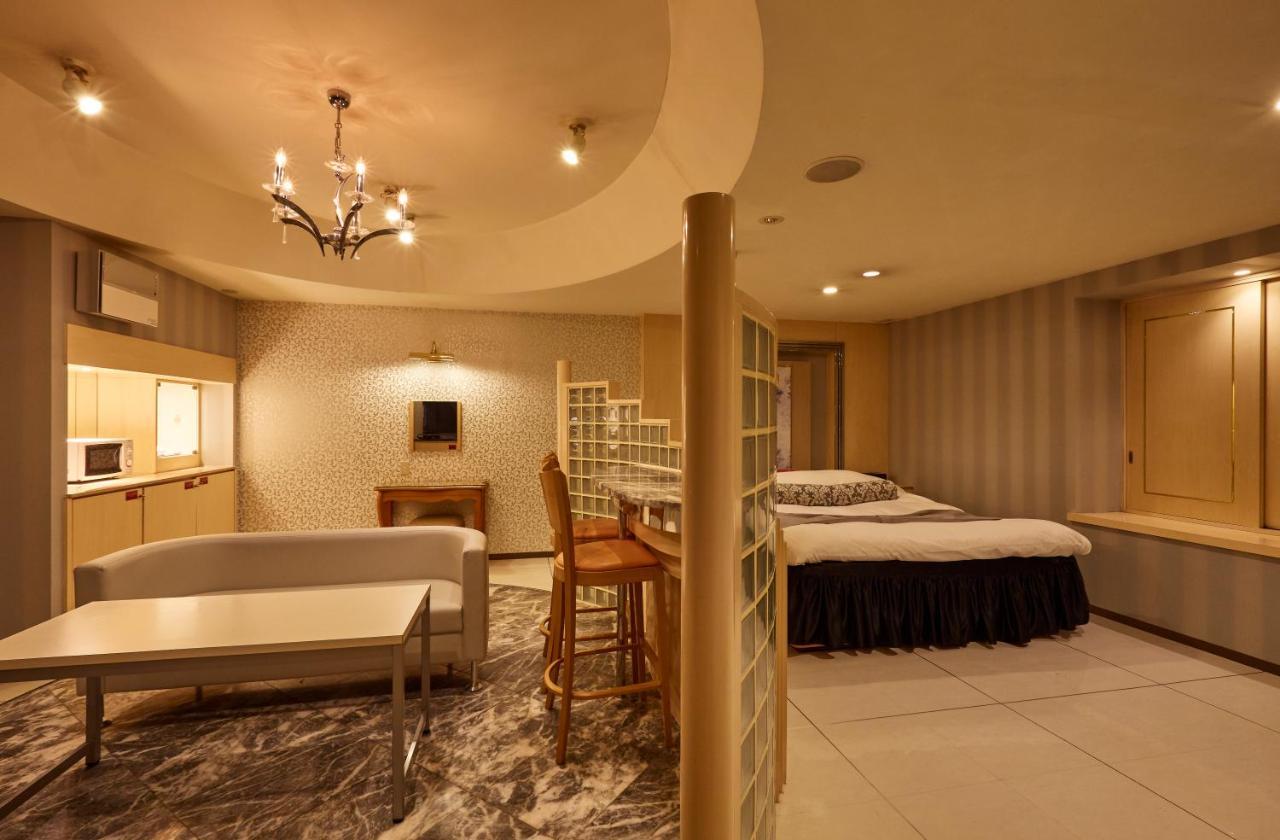 Hotel Christmas (Adults Only) Inazawa المظهر الخارجي الصورة