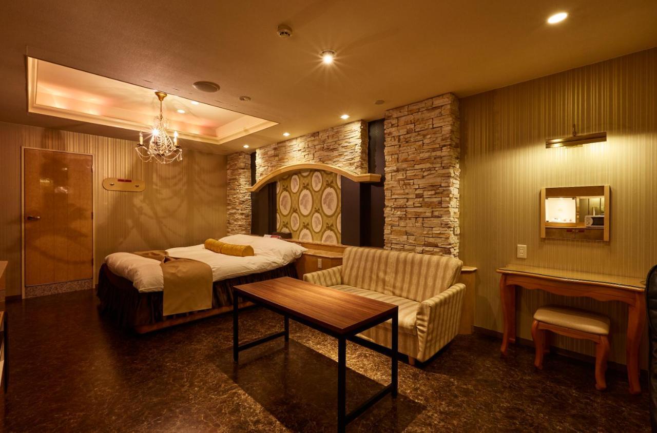 Hotel Christmas (Adults Only) Inazawa المظهر الخارجي الصورة