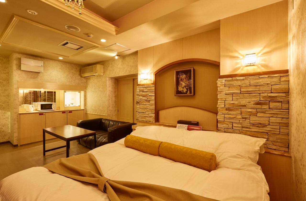 Hotel Christmas (Adults Only) Inazawa المظهر الخارجي الصورة